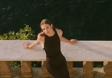 El delicioso aroma del pistacho que evoluciona en la piel durante el día para ser dulce durante el día y salado por la noche.